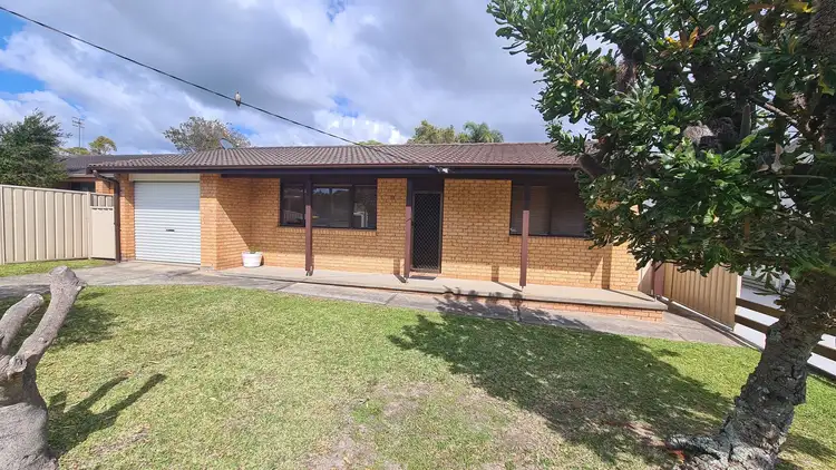 9 Ithaca Street, Bateau Bay NSW 2261