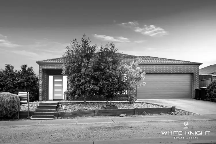 17 Asthima Way, Caroline Springs VIC 3023