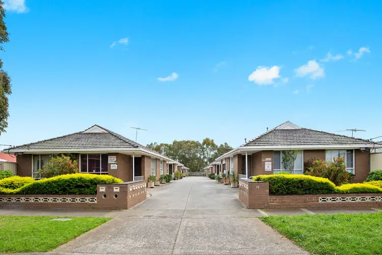 9/10 Hendry Street, Sunshine West VIC 3020