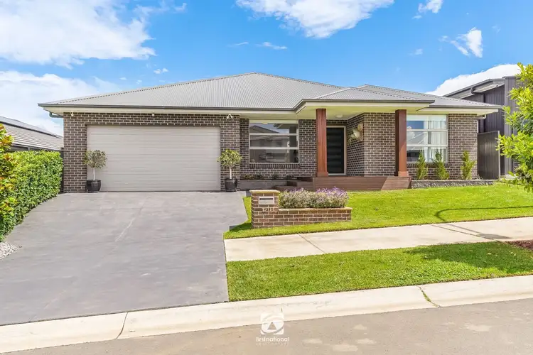 120 Donovan Boulevard, Gregory Hills NSW 2557