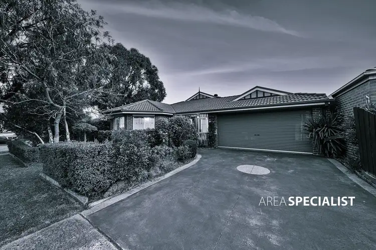 9 Jurang Way, Skye VIC 3977