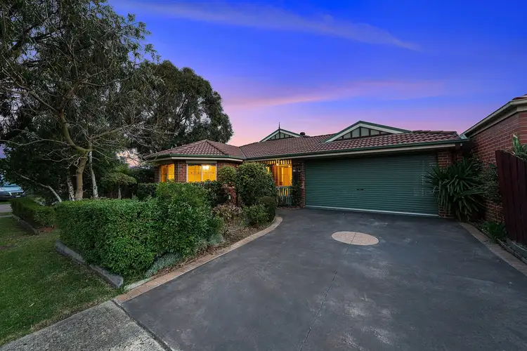 Second view of Homely house listing, 9 Jurang Way, Skye VIC 3977