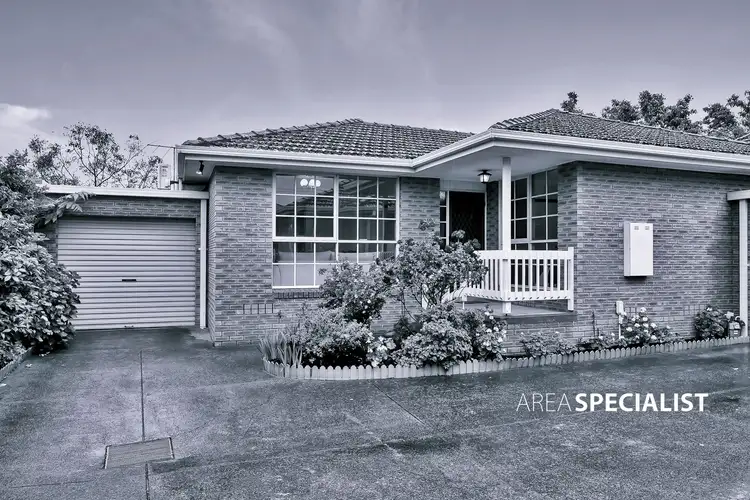 Main view of Homely unit listing, 2/27 Kemp Avenue, Mount Waverley VIC 3149