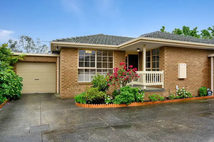 Second view of Homely unit listing, 2/27 Kemp Avenue, Mount Waverley VIC 3149