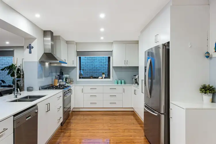 Fifth view of Homely house listing, 21 Leonie Avenue, Mount Waverley VIC 3149