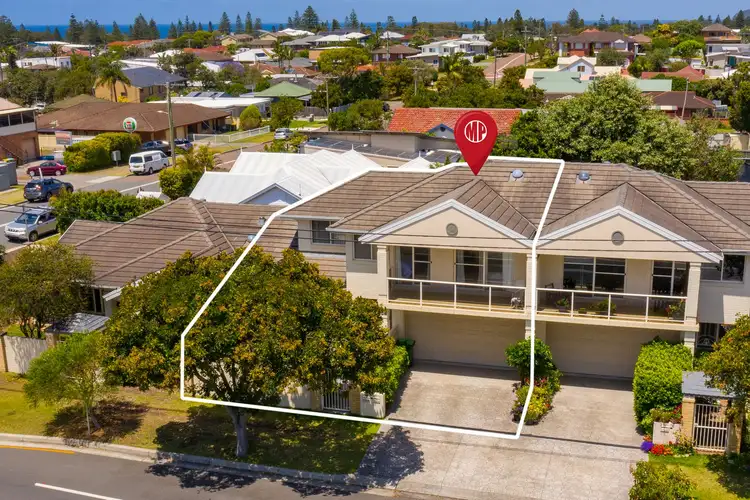 Third view of Homely townhouse listing, 2/95 Eloora Road, Toowoon Bay NSW 2261