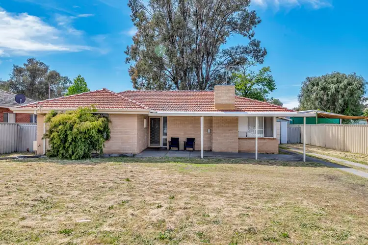 44 McLarty Street, Pinjarra WA 6208