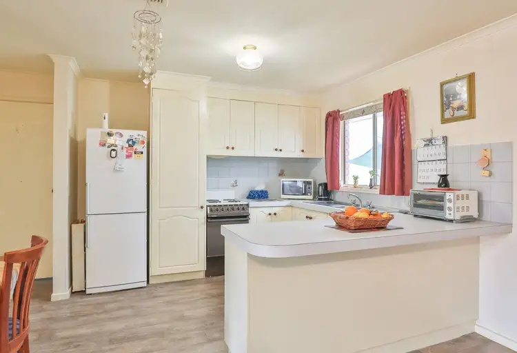 Fifth view of Homely unit listing, 11/2 West Road, Buronga NSW 2739