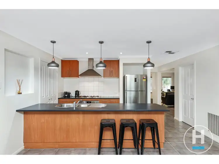 Seventh view of Homely house listing, 9 Redcliffs Crescent, Roxburgh Park VIC 3064