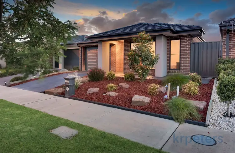 11 Tania Way, Officer VIC 3809