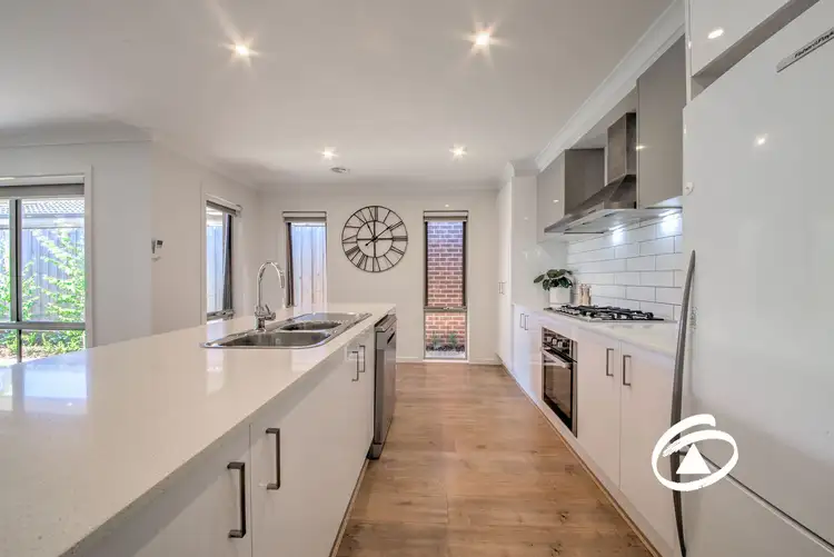 Third view of Homely townhouse listing, 2/5 Kerry Place, Garfield VIC 3814