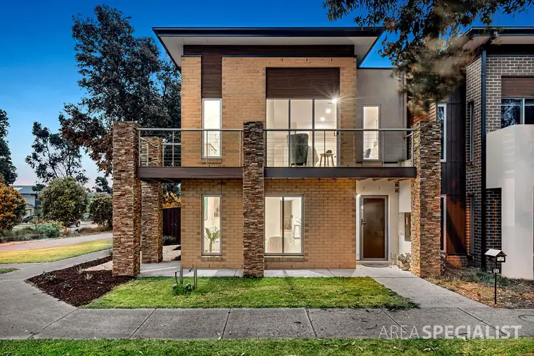 84 Mannavue Boulevard, Cranbourne North VIC 3977