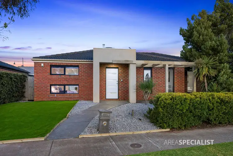 Second view of Homely house listing, 5 Tyler Crescent, Tarneit VIC 3029