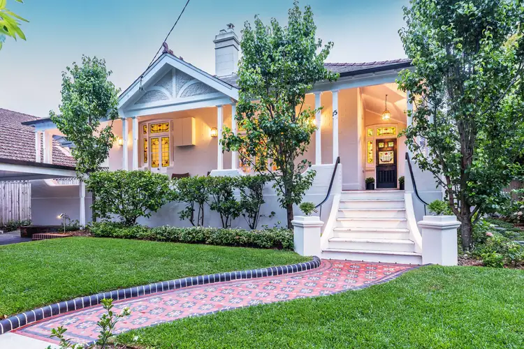 15 Blenheim Road, Lindfield NSW 2070