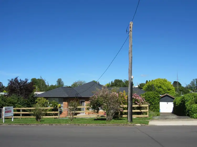 Second view of Homely house listing, 27 Ross Street, Oberon NSW 2787