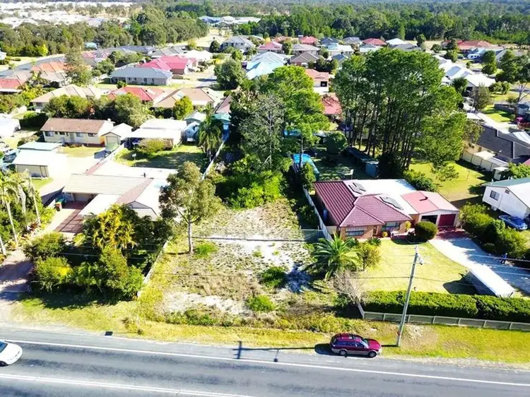 11 Myall Street, Tea Gardens NSW 2324