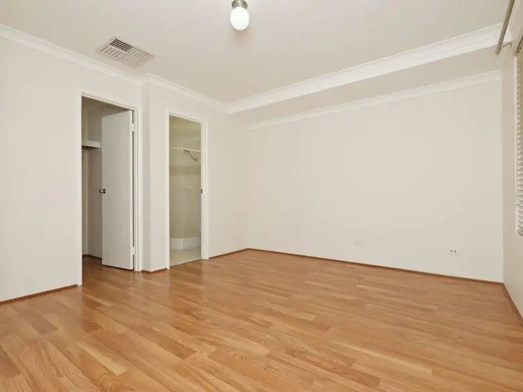 Fifth view of Homely house listing, 2 Rutherglen Circle, Kinross WA 6028
