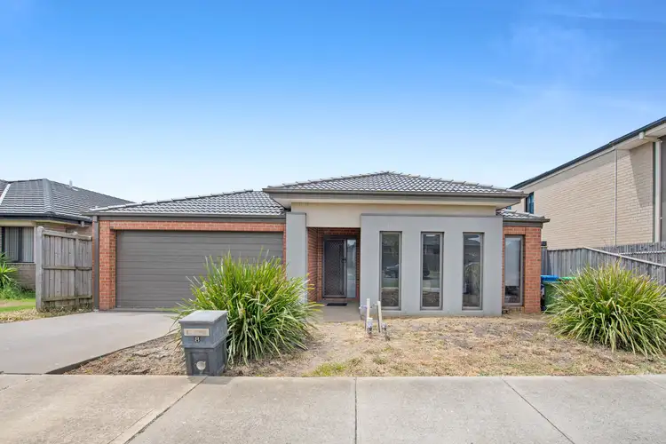8 Green Gully Road, Clyde VIC 3978
