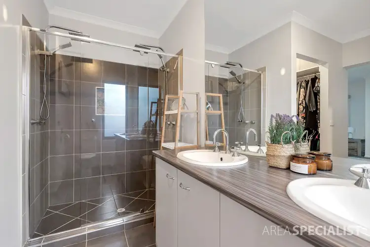 Fifth view of Homely house listing, 82 Pepperbush Circuit, Cranbourne VIC 3977