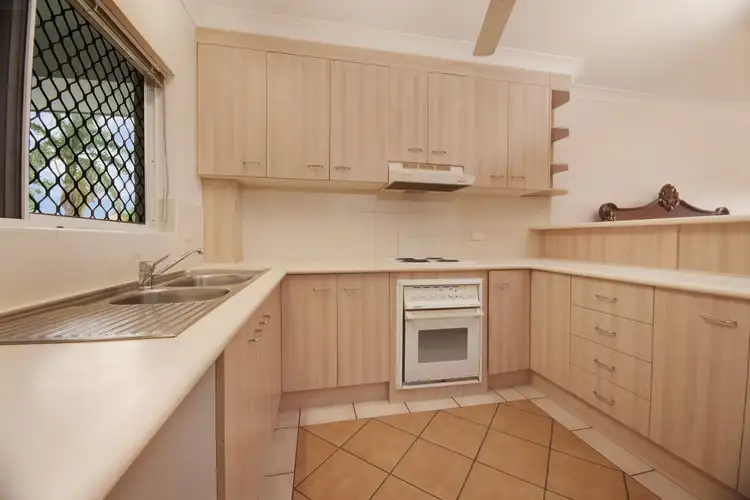 Fourth view of Homely unit listing, 10/303-305 Lake Street, Cairns North QLD 4870