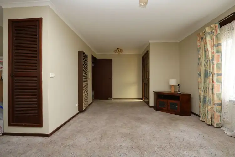 Sixth view of Homely unit listing, 1/8 McPherson Avenue, Maryborough VIC 3465