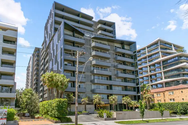 311/74 Queens Road, Melbourne VIC 3004