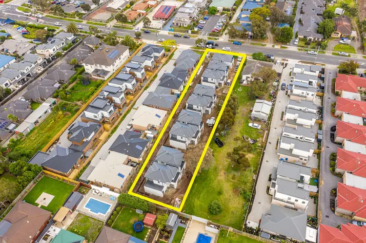 Second view of Homely townhouse listing, 9/32 McCormicks Road, Skye VIC 3977