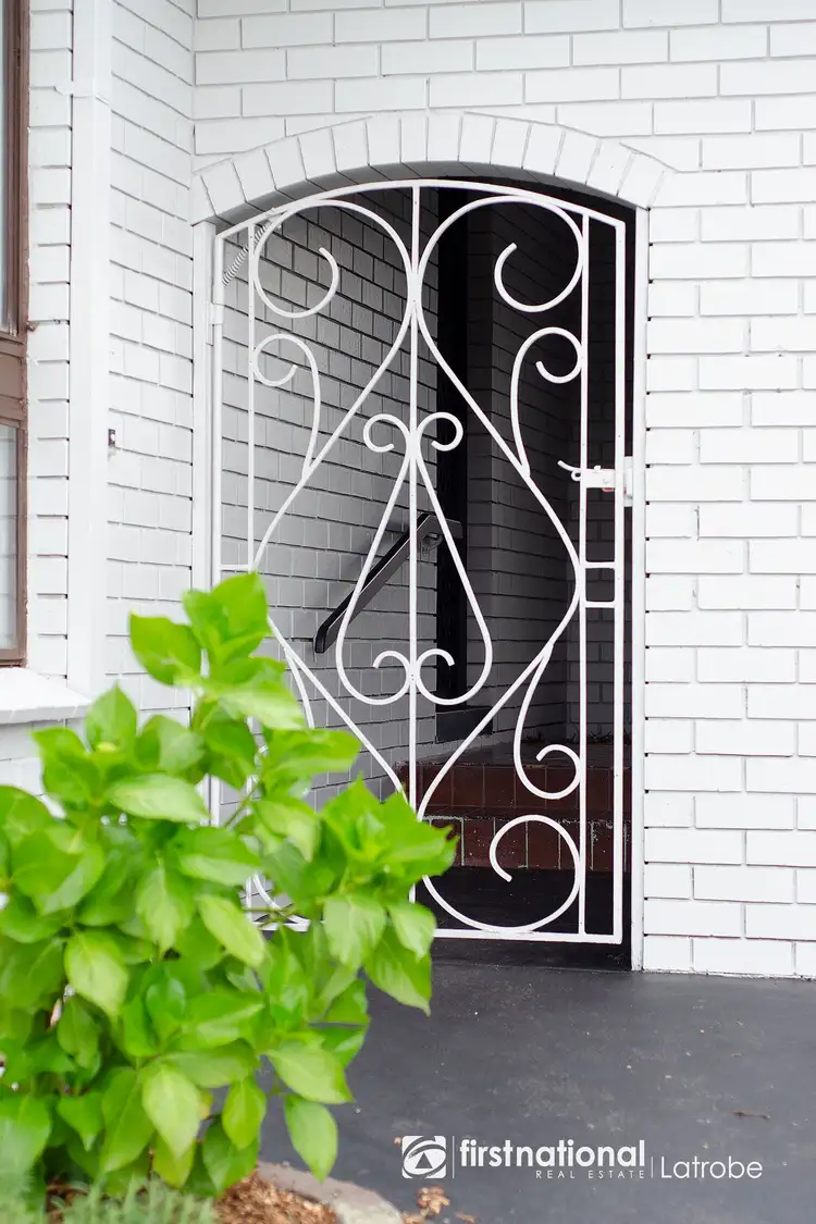 Fifth view of Homely house listing, 1 Oak Avenue, Traralgon VIC 3844