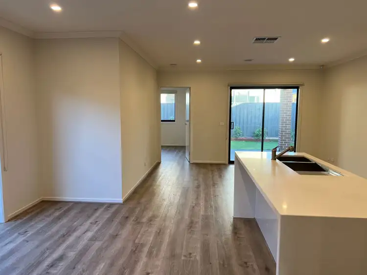 Fourth view of Homely house listing, 18 Juliet Way, Berwick VIC 3806