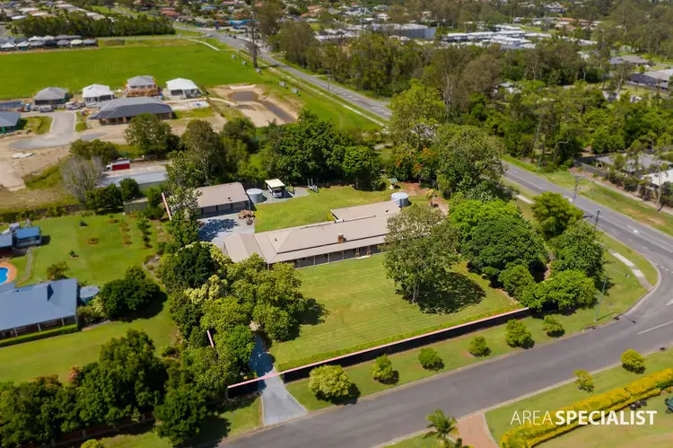 1 Stubbin Street, Belivah QLD 4207