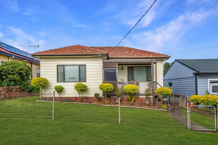 4 Villa Road, Waratah West NSW 2298