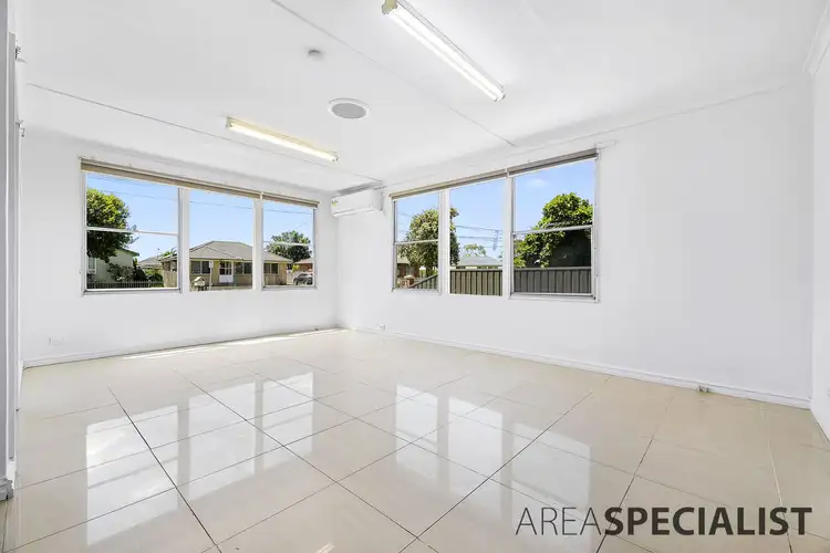 Second view of Homely house listing, 10 Pyrus Court, Doveton VIC 3177