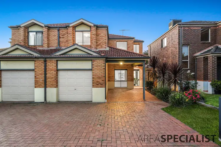 7 Boronia Avenue, Cranbourne VIC 3977