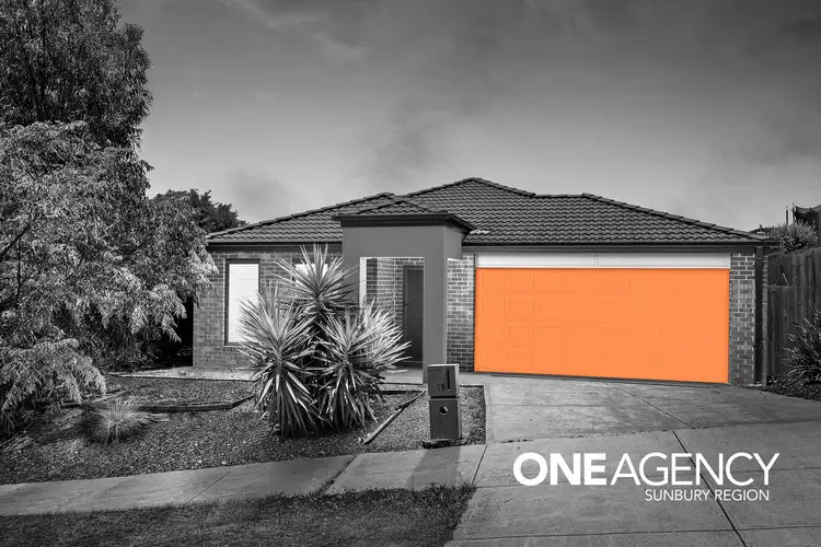 19 Glastonbury Drive, Sunbury VIC 3429