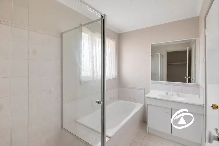 Sixth view of Homely unit listing, 1/17 Madison Avenue, Narre Warren VIC 3805