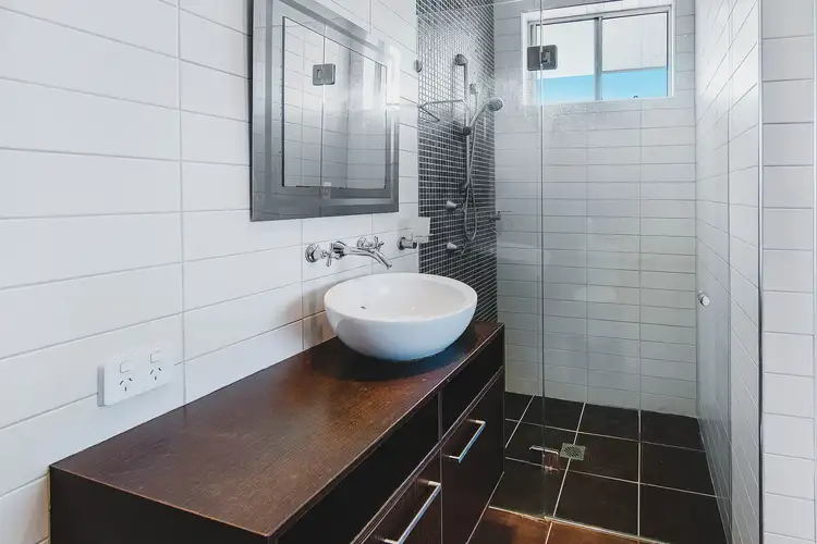 Sixth view of Homely unit listing, 10/35 Second Avenue, Broadbeach QLD 4218