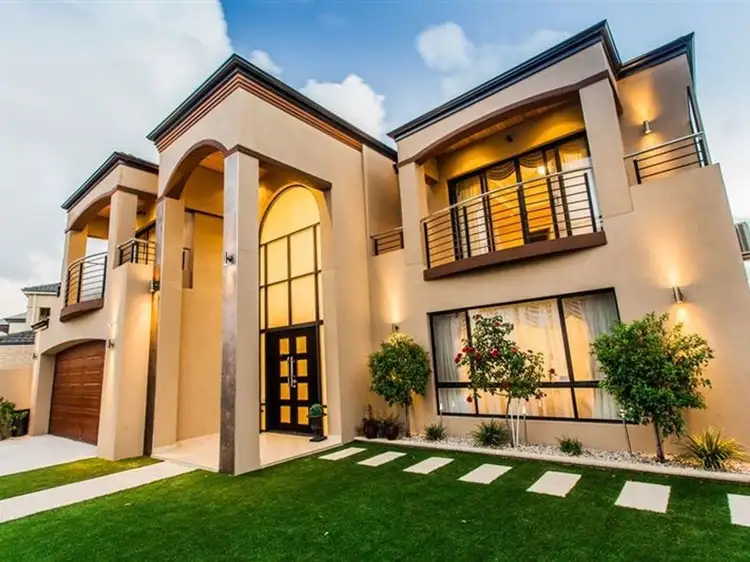 50 Roselea Boulevard