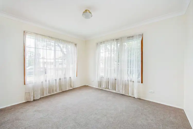 Fourth view of Homely villa listing, 9/22-24 Mclachlan Ave, Long Jetty NSW 2261