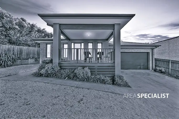 25 Shetland Court, Pakenham VIC 3810