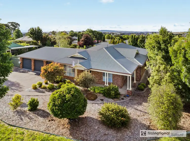 5 Roxburgh Drive, Kelso NSW 2795
