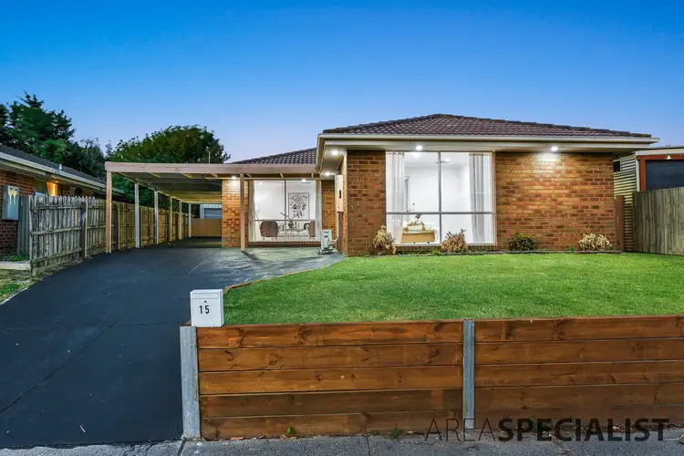 15 Godwin Crescent, Cranbourne North VIC 3977