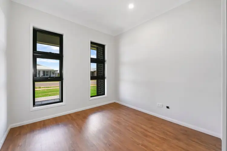 Third view of Homely house listing, 68 Webcke Crescent, Kleinton QLD 4352