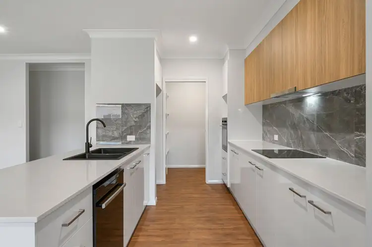 Fifth view of Homely house listing, 68 Webcke Crescent, Kleinton QLD 4352