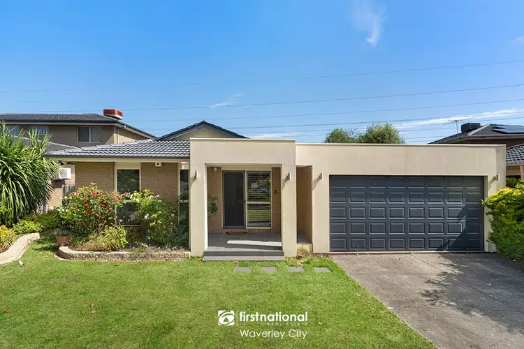 70 Mannering Drive, Glen Waverley VIC 3150