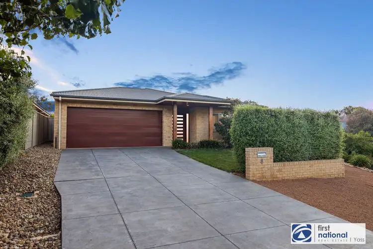 8 Burgess Place, Yass NSW 2582