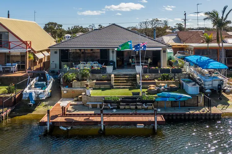 103 Allambi Way, South Yunderup WA 6208