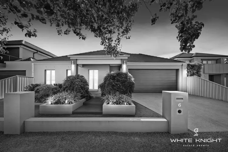 6 Glenmaggie Chase, Caroline Springs VIC 3023