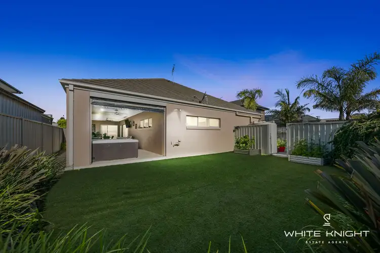 Fourth view of Homely house listing, 6 Glenmaggie Chase, Caroline Springs VIC 3023