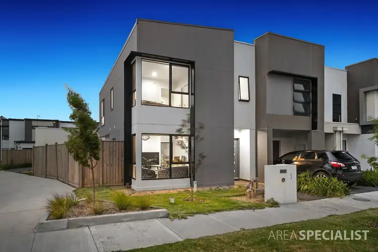 3 Lumeah Drive, Cranbourne West VIC 3977