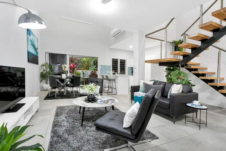 2/1 Pfeiffer Place, Smithfield QLD 4878